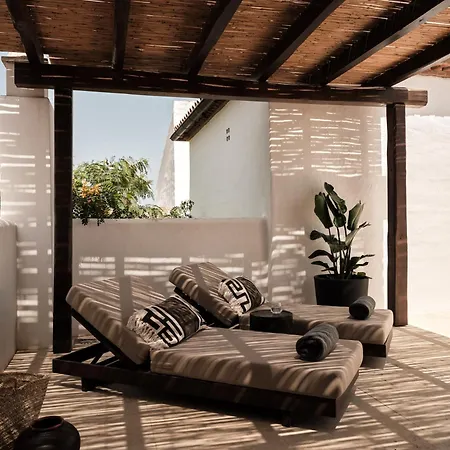 Hotel Oku Andalusia