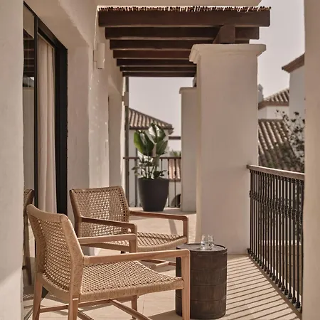 Hotel Oku Andalusia 5*
