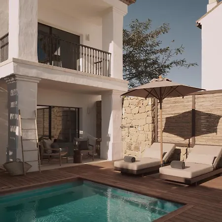 Hotel Oku Andalusia 5*